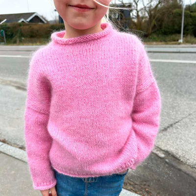 Cloud Sweater Junior fra PetiteKnit (Opskrift i fysisk papirudgave) - KreStoffer