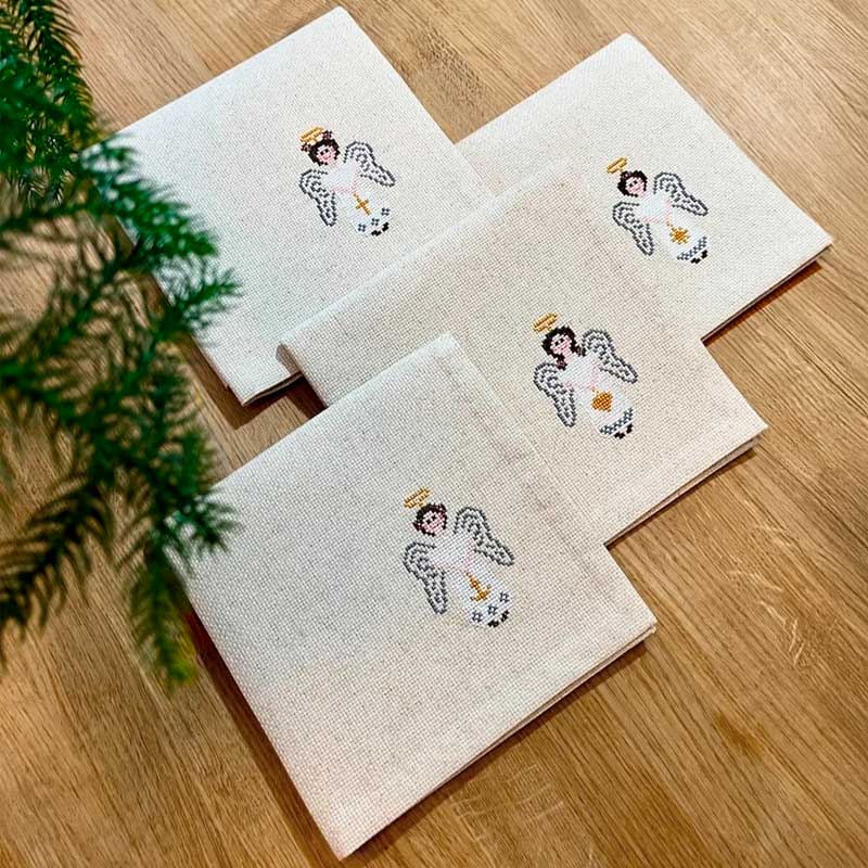Broderikit 4 stk. Angels juleservietter fra Pomp Stitch