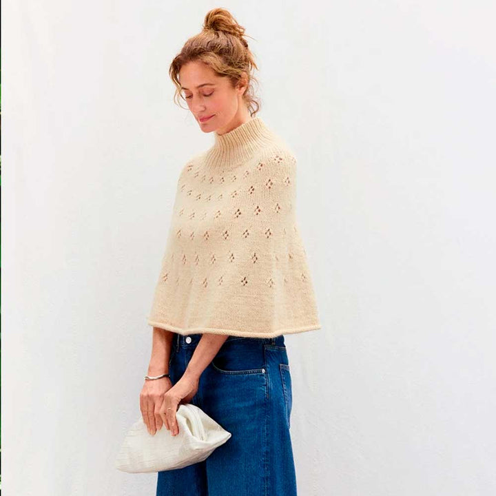 Strikkekit Elodie Poncho i Double Sunday &amp; Tynd Silk Mohair