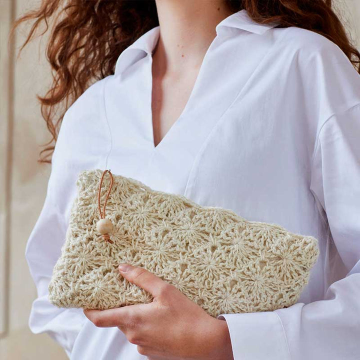 Hæklet clutch fra Permin (digital opskrift)