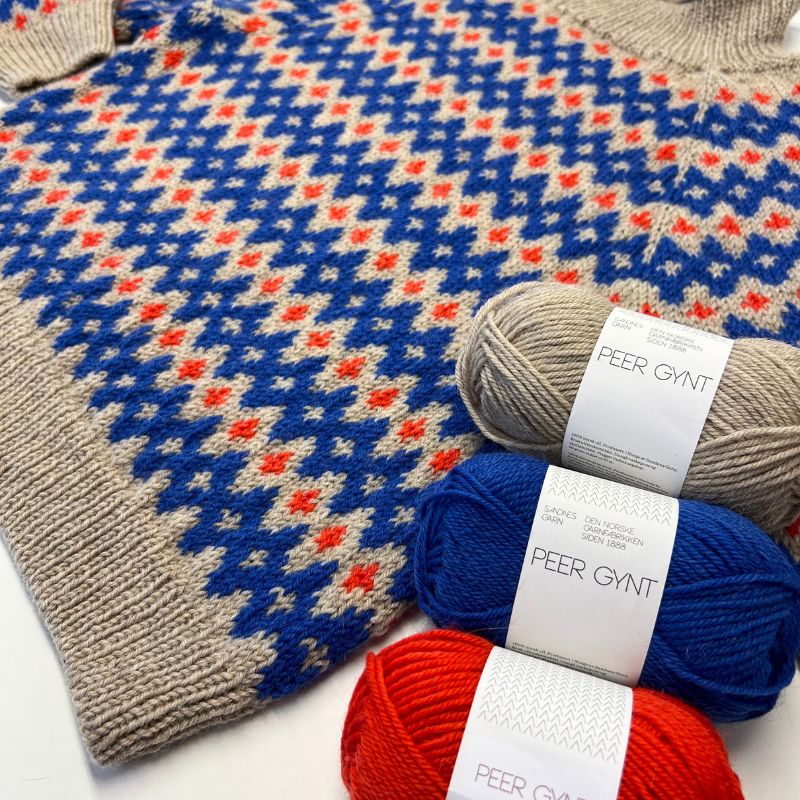 Strikkekit Inge Sweater fra Le knit i Peer Gynt