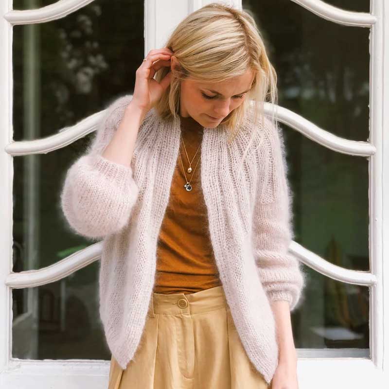 Sunday Cardigan Mohair Edition fra PetiteKnit (Opskrift i fysisk papirudgave)