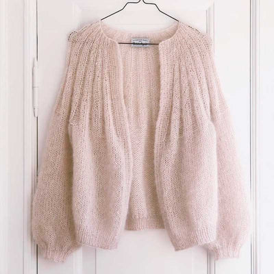 Sunday Cardigan Mohair Edition fra PetiteKnit (Opskrift i fysisk papirudgave)
