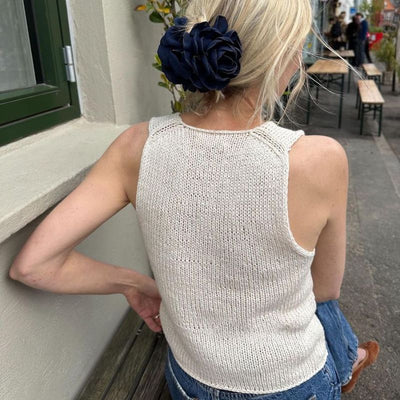 Alice Top fra PetiteKnit (Opskrift i fysisk papirudgave) - KreStoffer