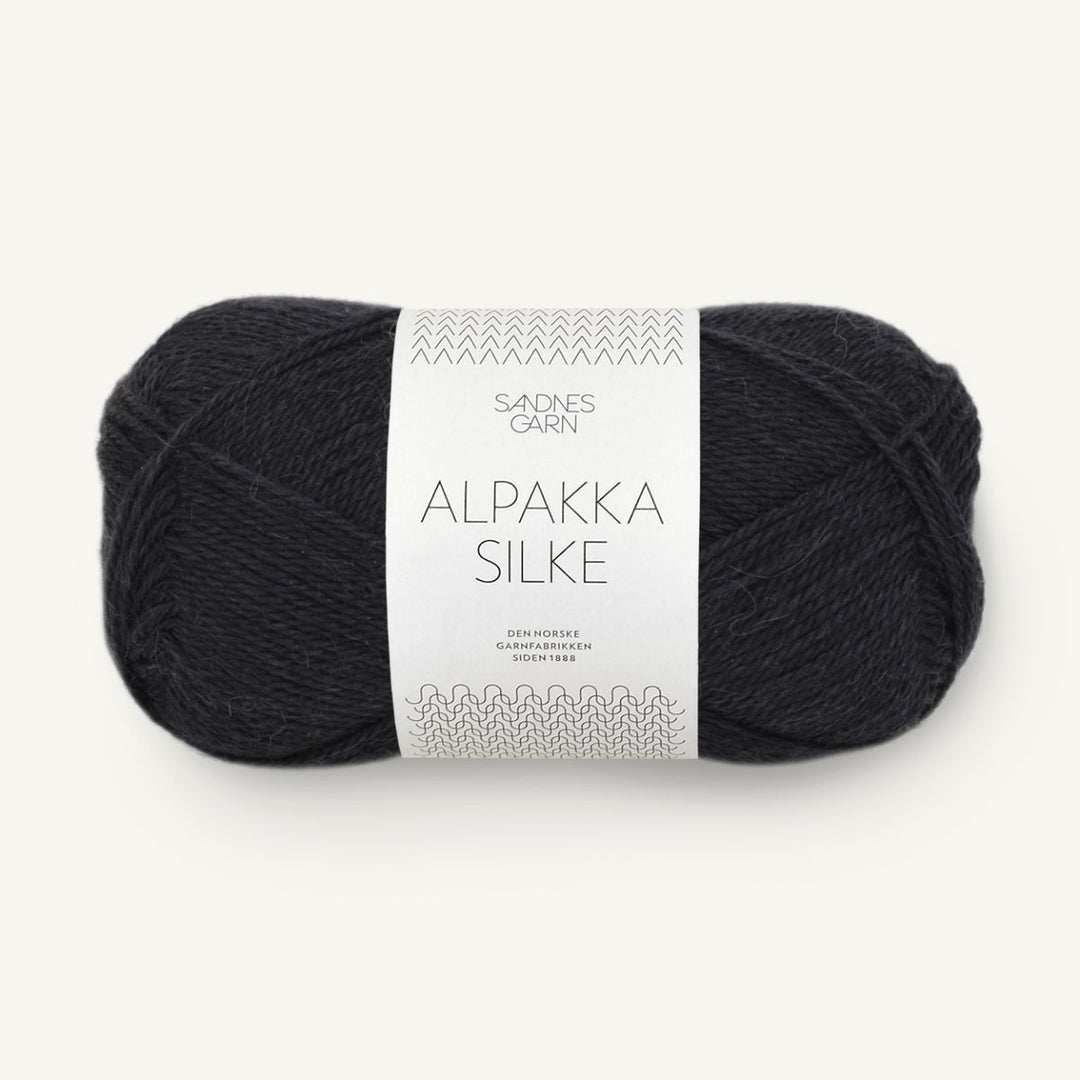Alpakka Silk garn fra Sandnes Garn Sort