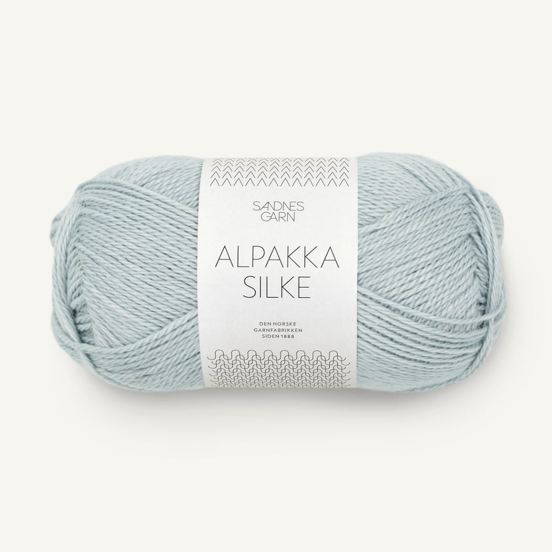 Alpakka Silk garn fra Sandnes Garn Lys gråblå