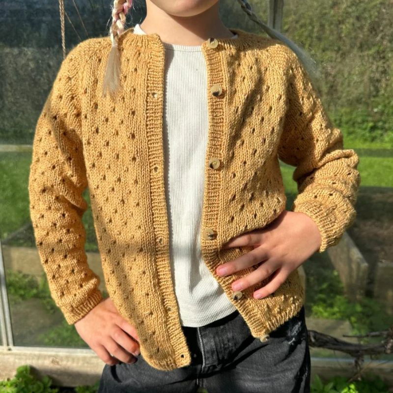 Annas Sommercardigan fra PetiteKnit (Opskrift i fysisk papirudgave)
