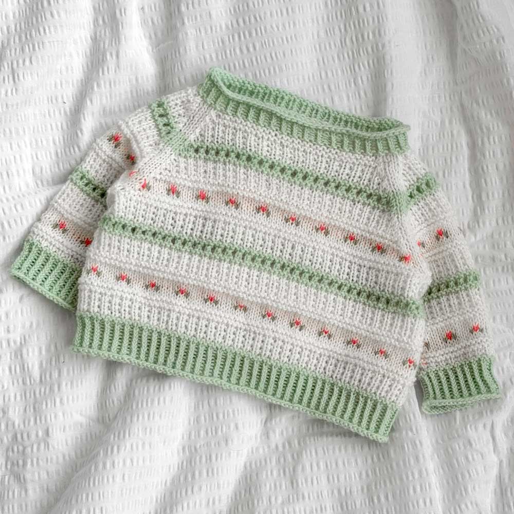 Strikkekit Bellis Sweater fra Woolix i Sunday garn