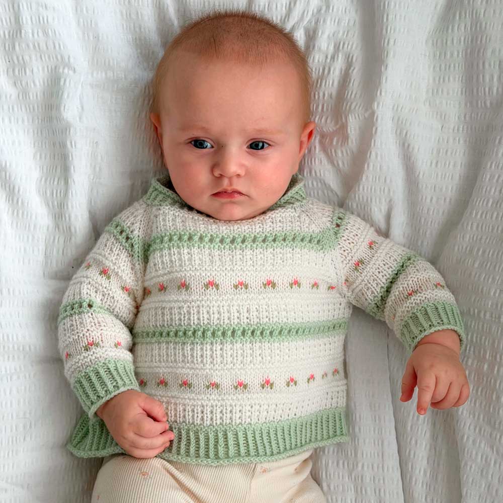 Strikkekit Bellis Sweater fra Woolix i Sunday garn