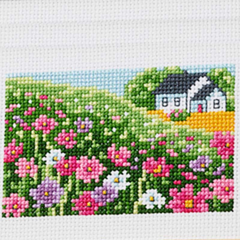 Broderikit Blomstermark fra Permin