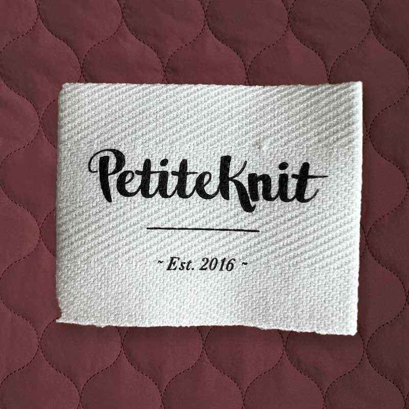 PetiteKnit - EST. 2016 label 5x4 cm