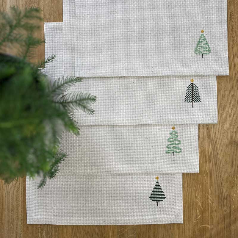 Broderikit 4 stk. servietter Grøn jul 2038 - 1 fra Pomp Stitch - KreStoffer