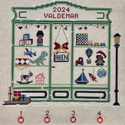 Broderikit Adventskalender 2039 - 3 fra Pomp Stitch - KreStoffer