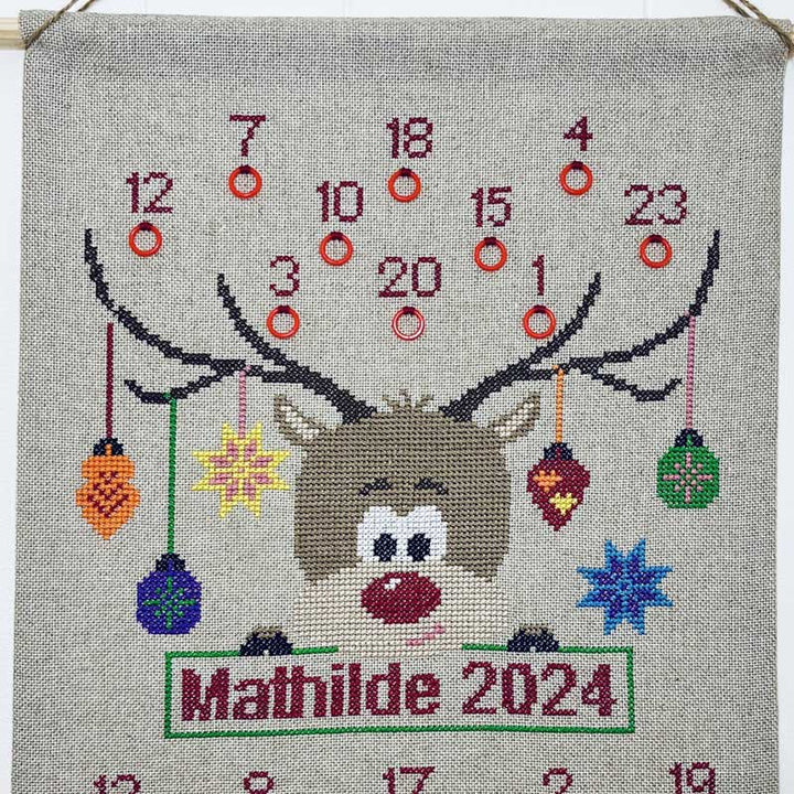 Broderikit Julekalender med Rudolph 2039-1 fra Pomp Stitch