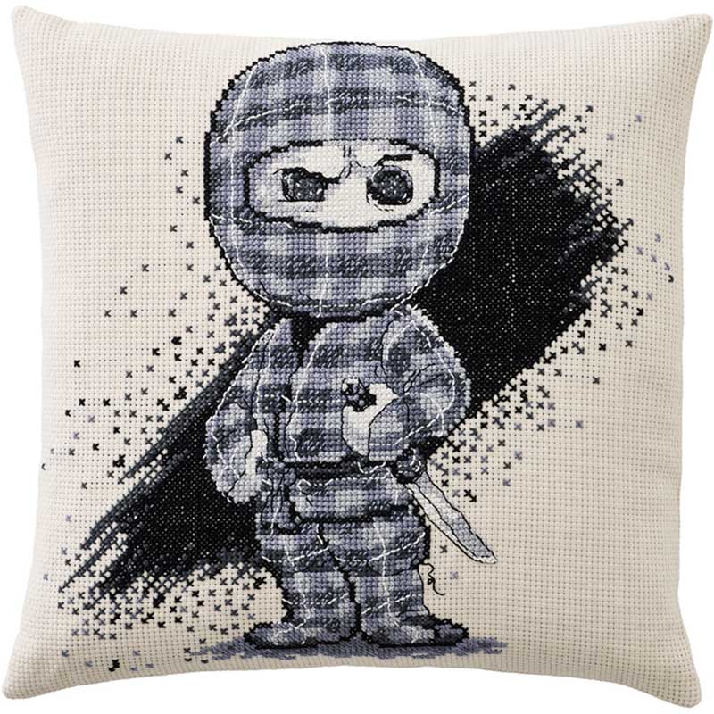 Broderikit Ternet Ninja Figur fra Permin