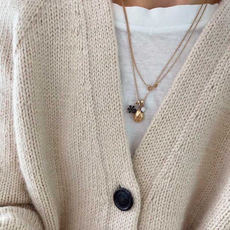 Champagne Cardigan fra PetiteKnit (Opskrift i fysisk papirudgave)