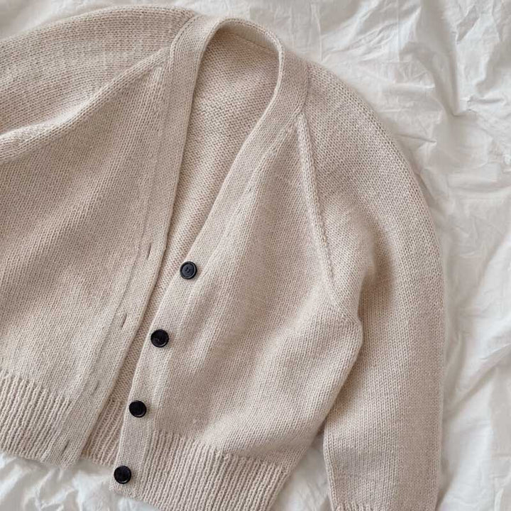 Champagne Cardigan fra PetiteKnit (Opskrift i fysisk papirudgave)