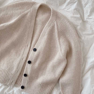 Champagne Cardigan fra PetiteKnit (Opskrift i fysisk papirudgave)