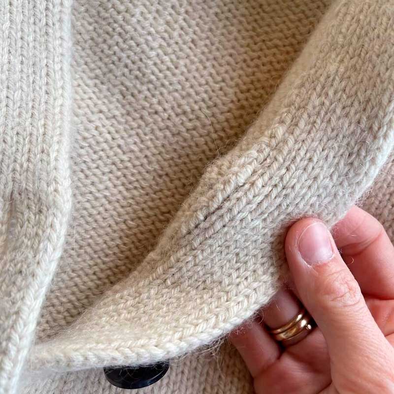 Champagne Cardigan fra PetiteKnit (Opskrift i fysisk papirudgave)