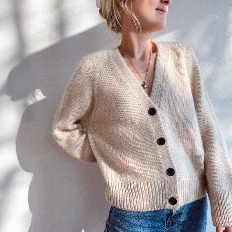 Champagne Cardigan fra PetiteKnit (Opskrift i fysisk papirudgave)