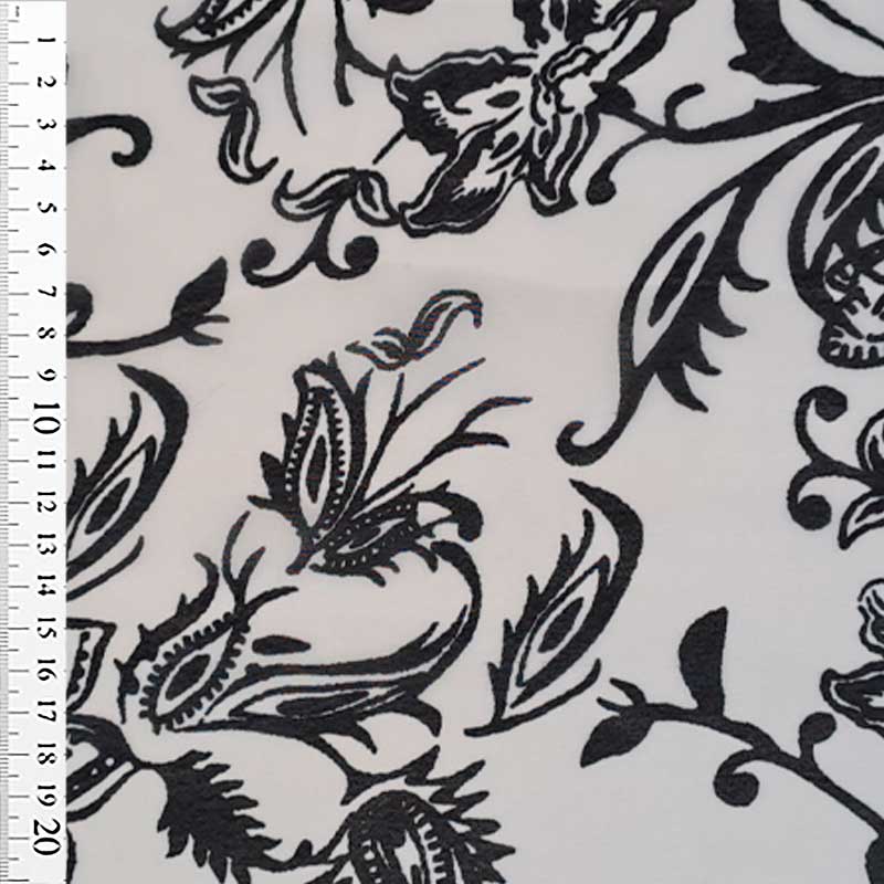 Chiffon med paisley inspireret print på hvid bund - KreStoffer