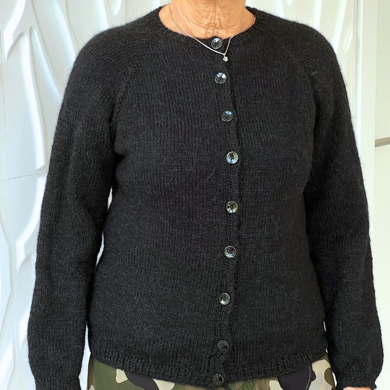 Strikkekit Copenhagen Cardigan i Tynd Peer Gynt & Alpakka Følgetråd