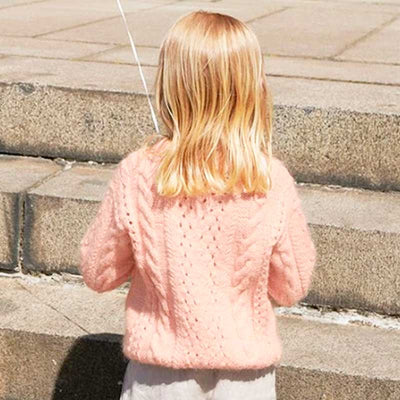 Strikkekit 2408-1 Cornelia Sweater Junior i garn fra Sandnes