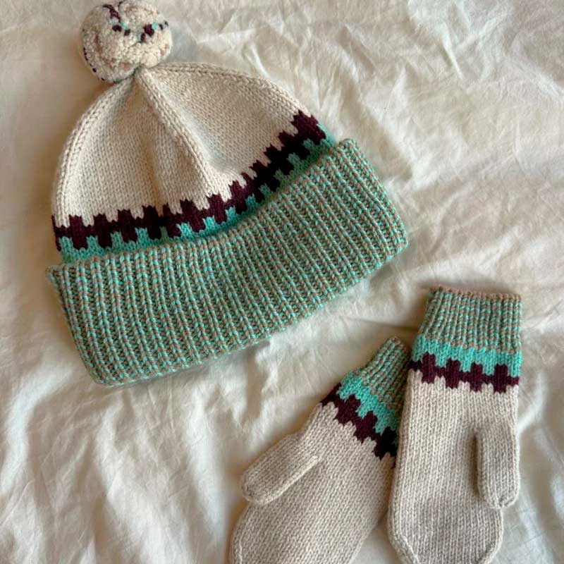 Cross Set fra PetiteKnit (Opskrift i fysisk papirudgave)