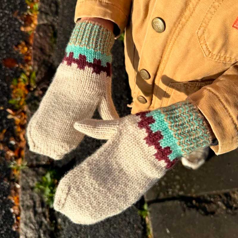 Cross Set fra PetiteKnit (Opskrift i fysisk papirudgave)