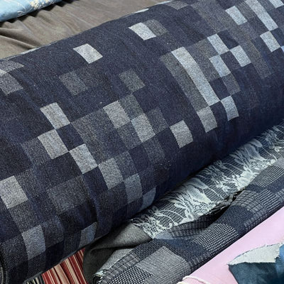 Denim med gennemvævet tern