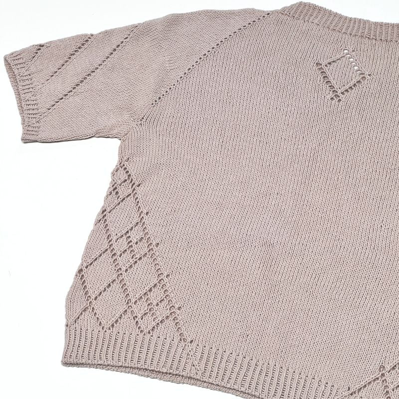 Strikkekit Diamond Line Tee V-neck fra Siersknit i Maja garn