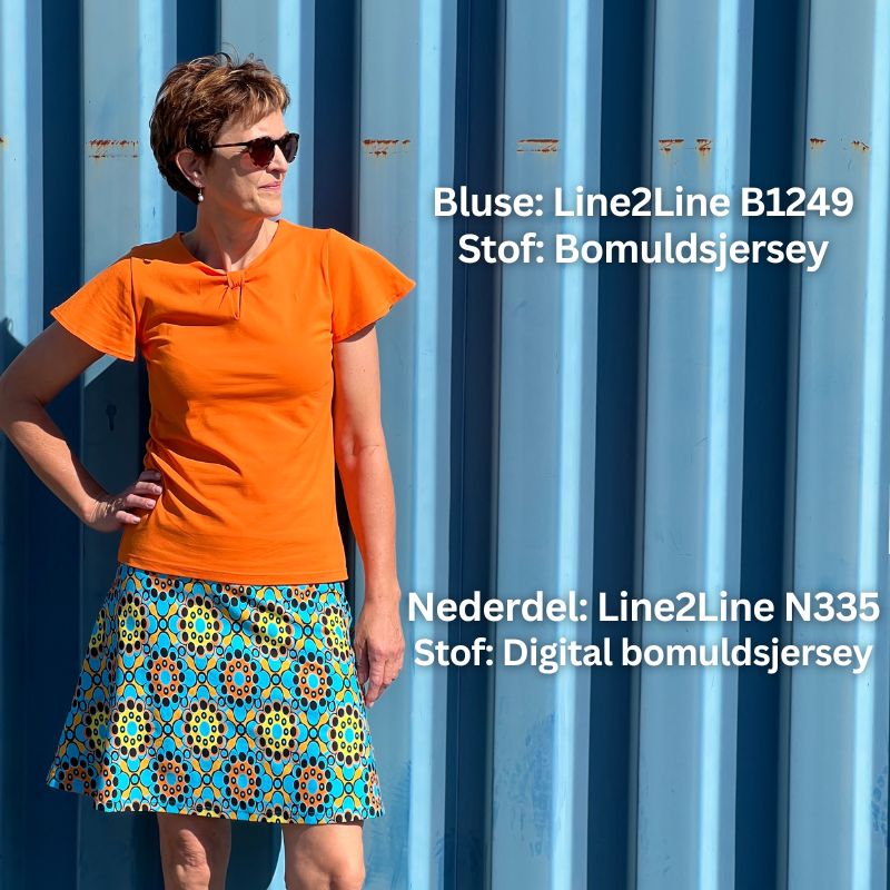 Digital bomuldsjersey med retromønster, blå - KreStoffer