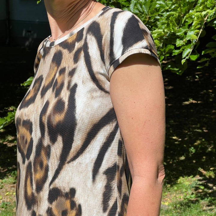 Digital viscose jersey med mixet dyreprint