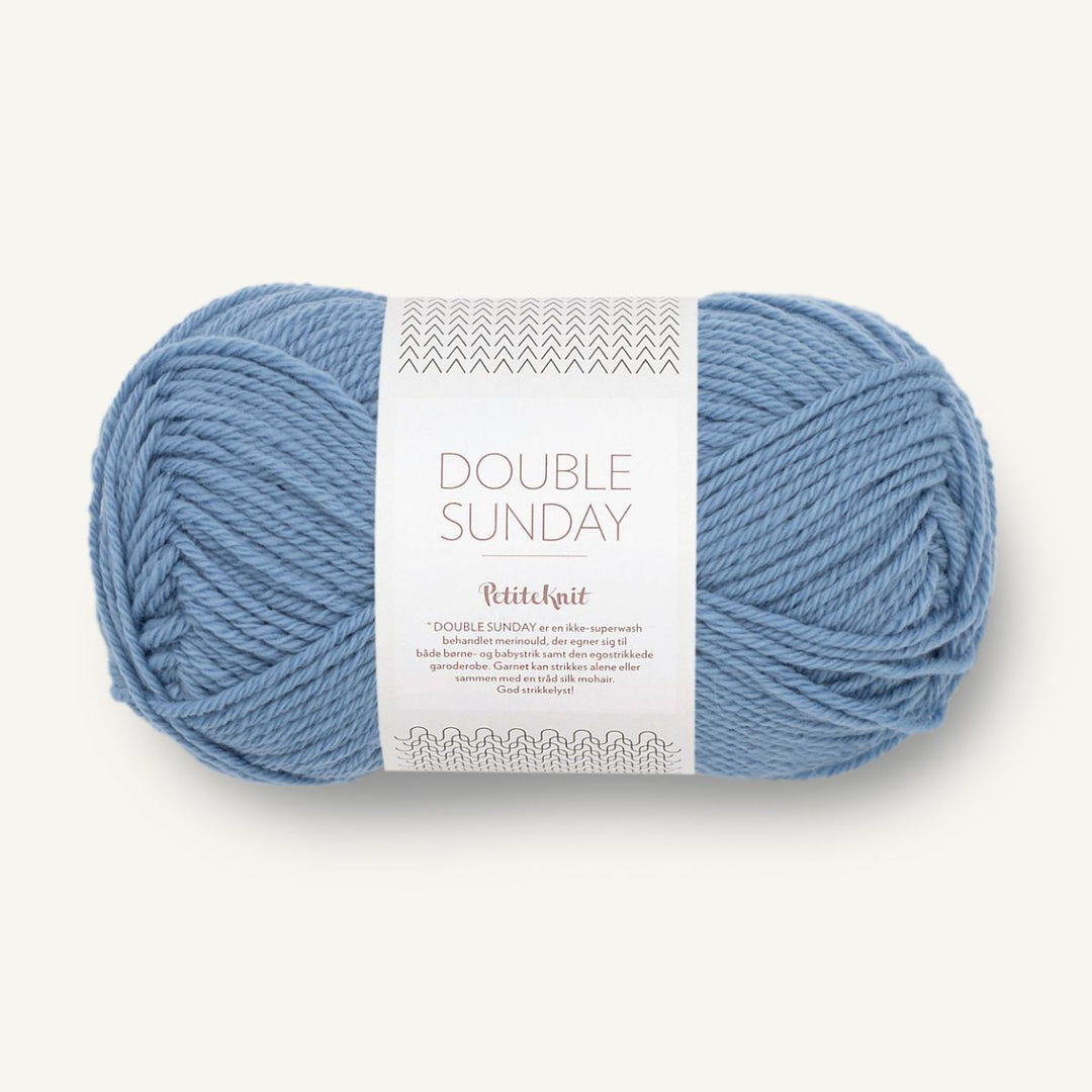 Double Sunday garn fra Sandnes Garn Baby blue eyes PetiteKnit