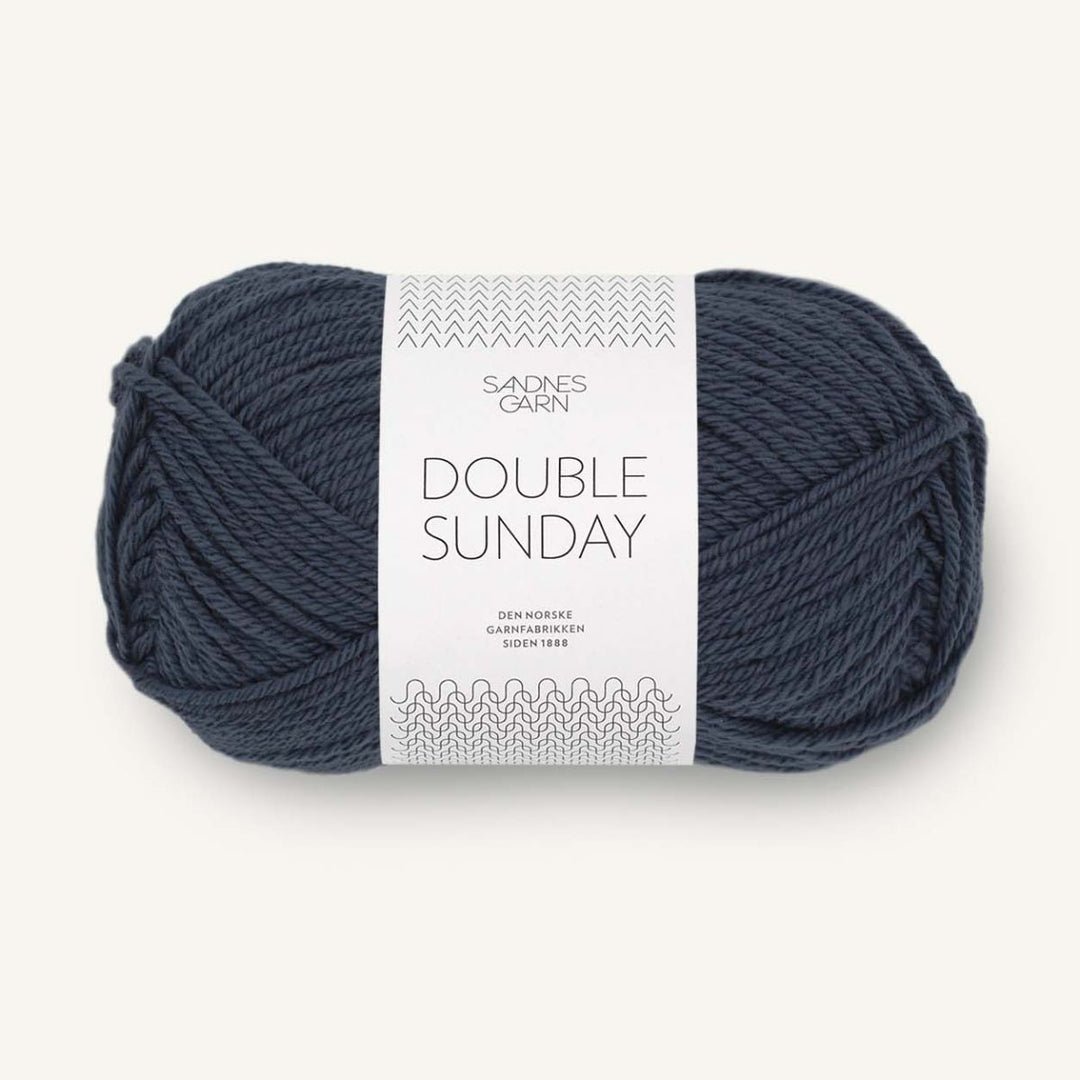 Double Sunday garn fra Sandnes Garn Blå nat