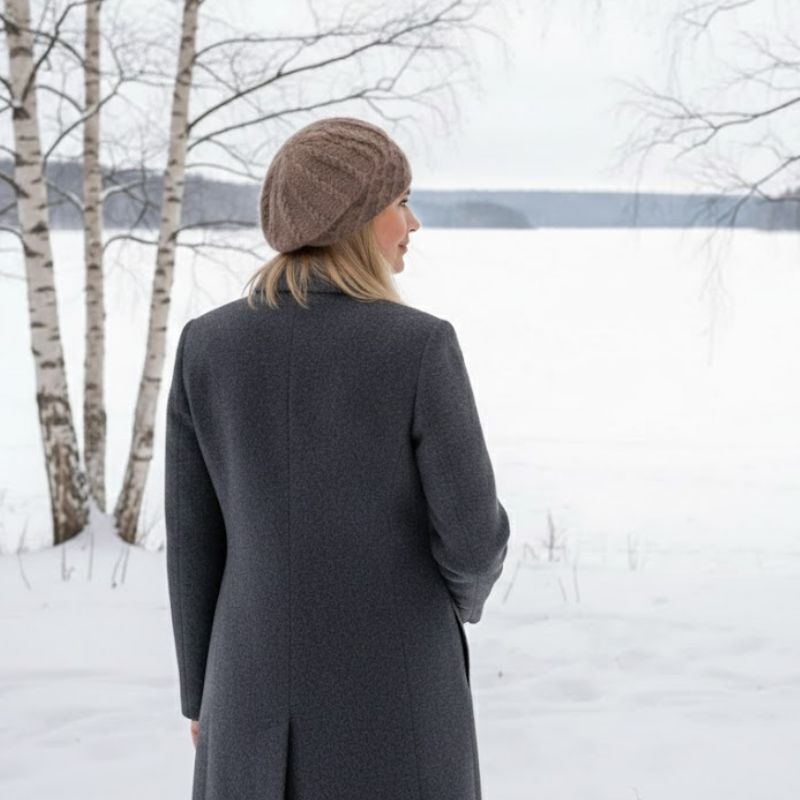 Strikkekit til hue a la Dronning Mary i Merinould fra Sandnes Garn