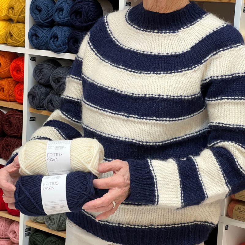 Easy Stripe Jumper fra NORDIC KNIT HOUSE i Fritidsgarn