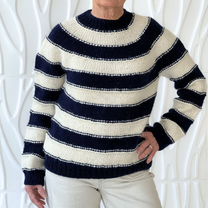 Easy Stripe Jumper fra NORDIC KNIT HOUSE i Fritidsgarn