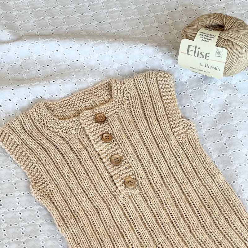 Strikkekit Baby vest i Elise garn