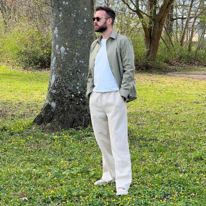 Ensfarvet hør i beige