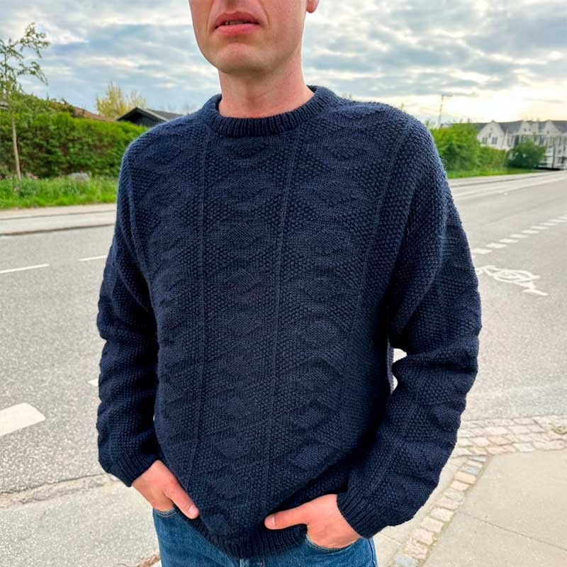Esther Sweater Man fra PetiteKnit (Opskrift i fysisk papirudgave)