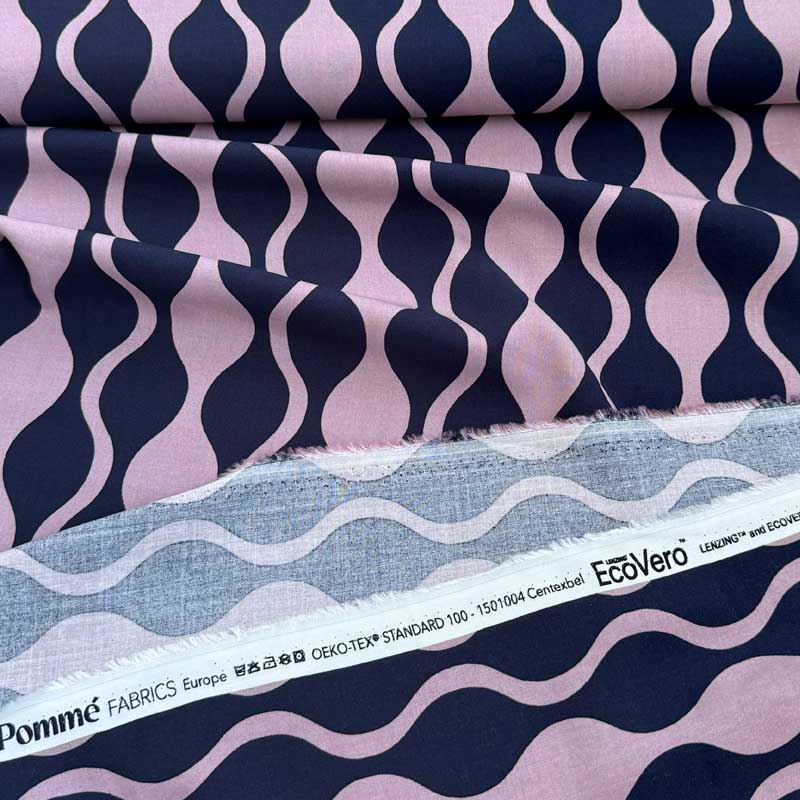 Fast ecovero (viscose) med snoninger, Marine/lavendel - KreStoffer