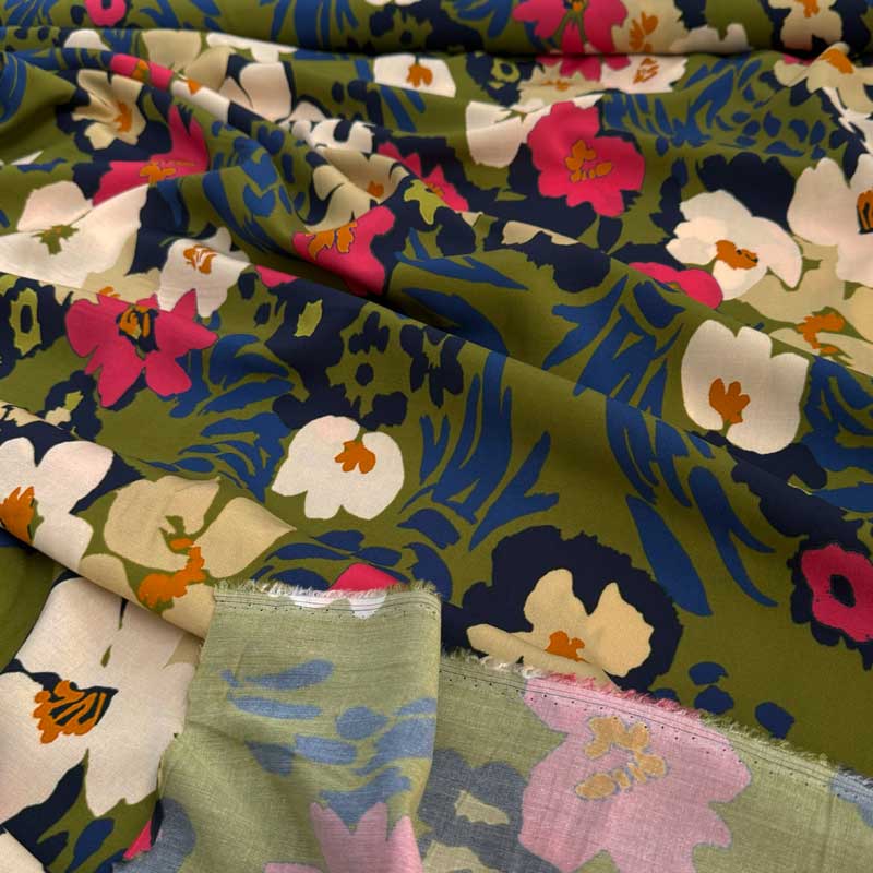 Fast viscose med malede blomster - KreStoffer