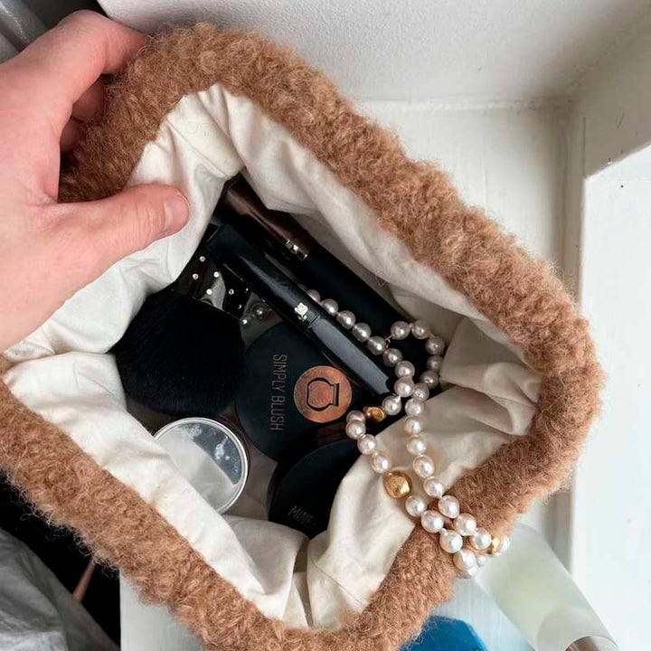 Frame til lille Clutch fra PetiteKnit