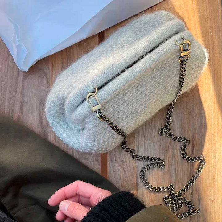Frame til lille Clutch fra PetiteKnit