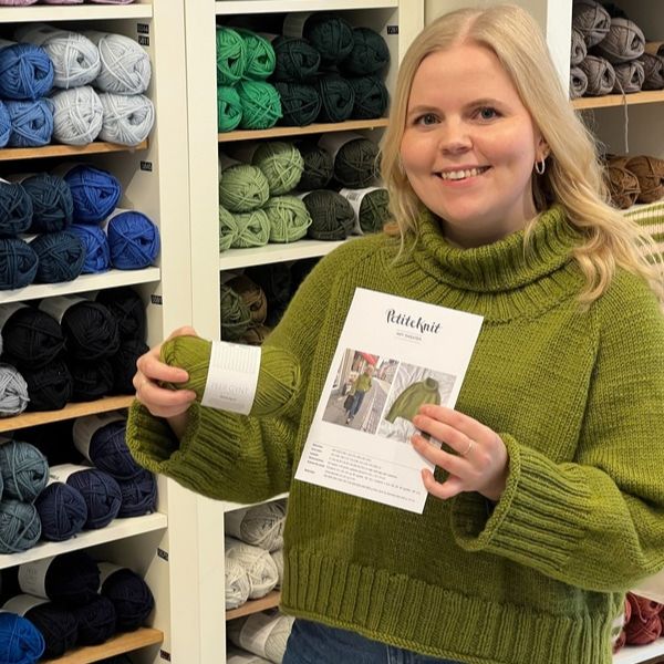 Garnpakke Amy Sweater fra PetiteKnit i Peer Gynt garn