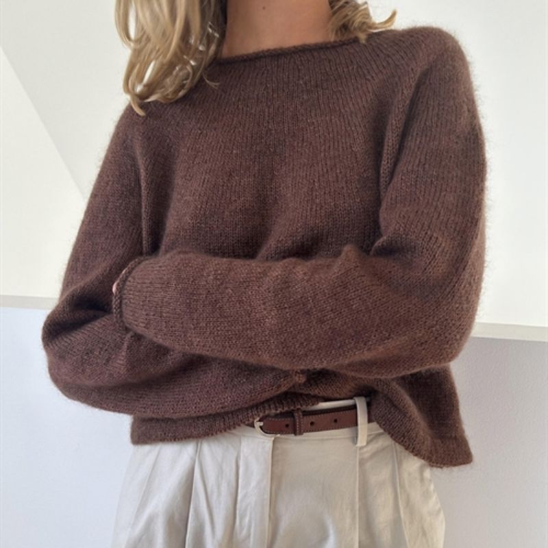 Strikkekit Plain Yoke Blouse fra Le Knit i Tynd Silk Mohair &amp; Alpakka Følgetråd