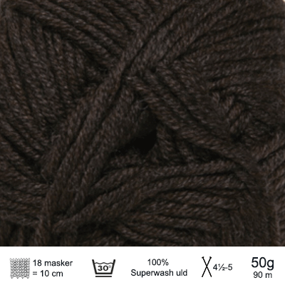 Strikkekit Selmas Sovedragt fra PetiteKnit i Extrafine Merino 90