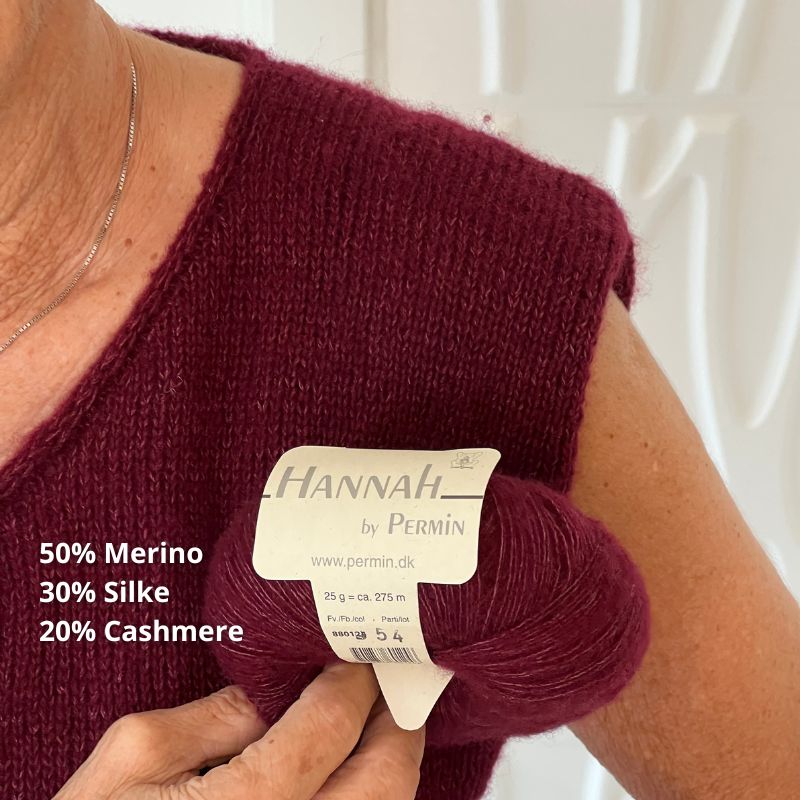 Strikkekit Vest med slids i halsen og bindebånd fra Permin