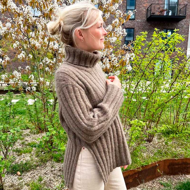 Hazel Sweater fra PetiteKnit (Opskrift i fysisk papirudgave)